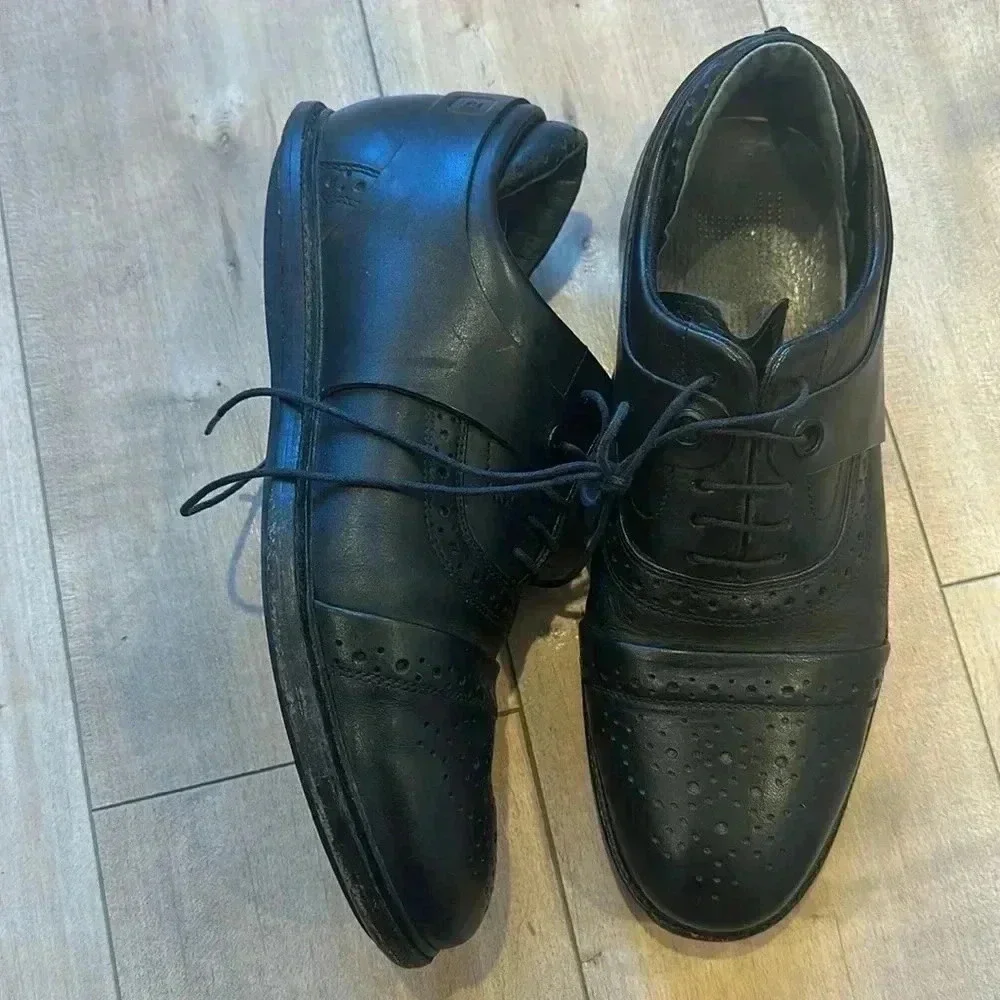 TSUBO Wexler II Black Leather Lace Up Toe Cap Brogues Mens Shoes Sz 10